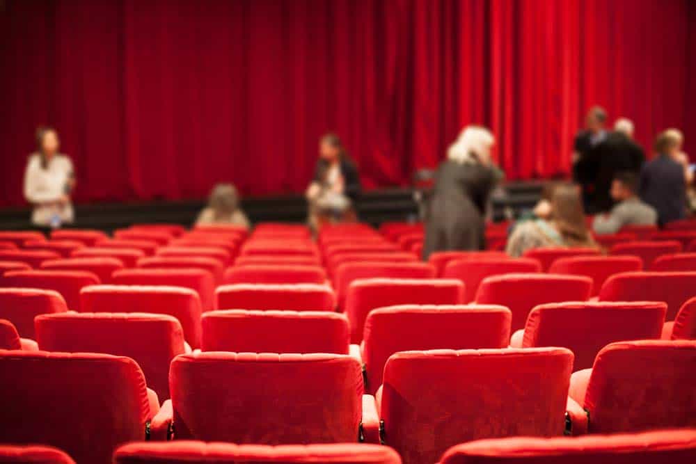 Theater in Stralsund – Die Bühnen der Stadt entdecken